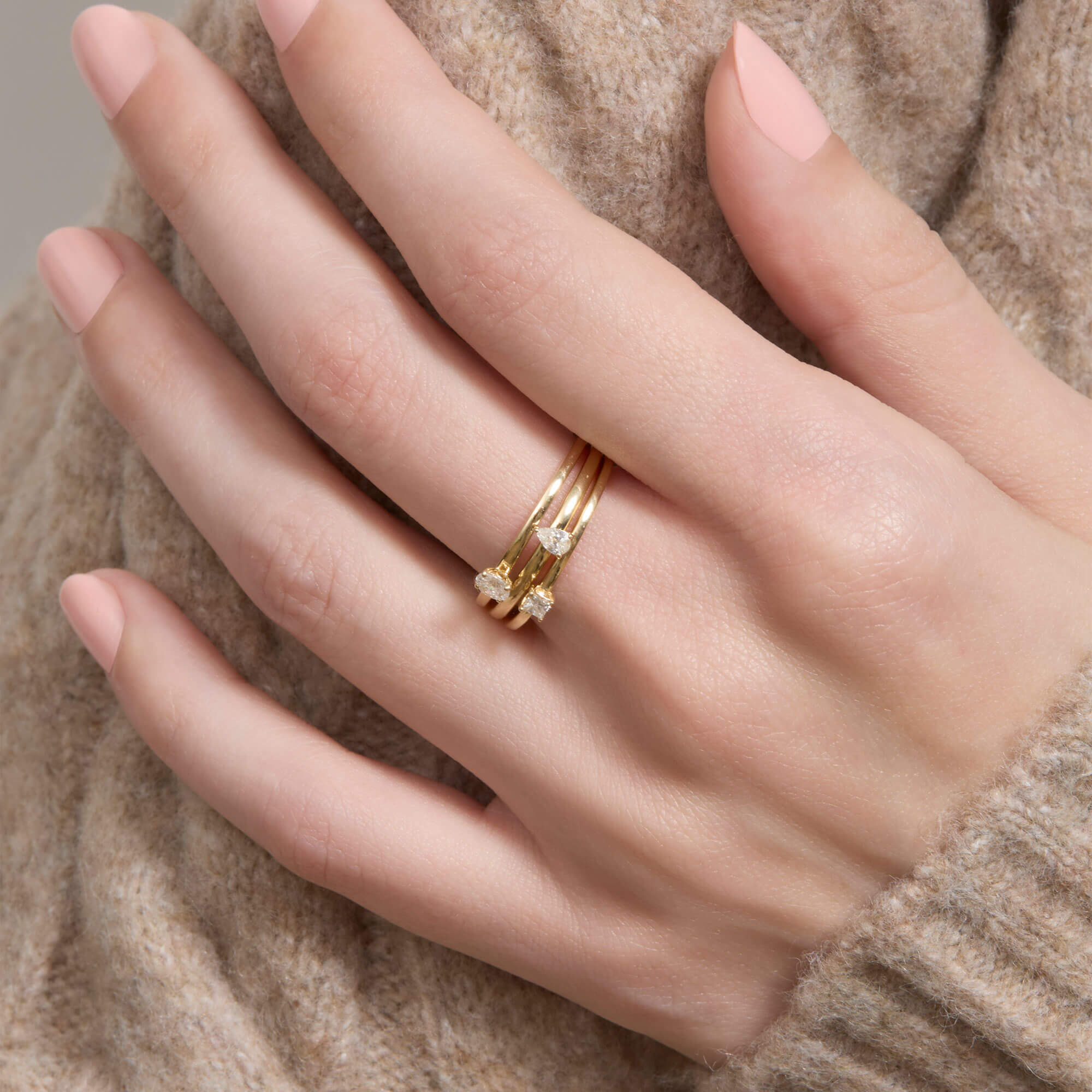 Fancy Shapes Oval Cut Single Ring
